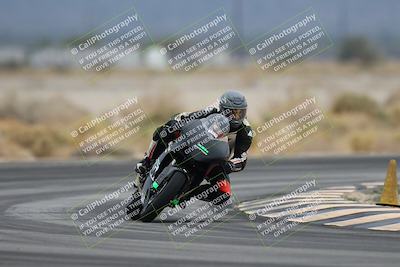 media/Nov-15-2025-Race Pace (Sat) [[8de605a2d8]]/Non Verified Riders (1st 20 Minutes)/Turn 4 (1010am)/